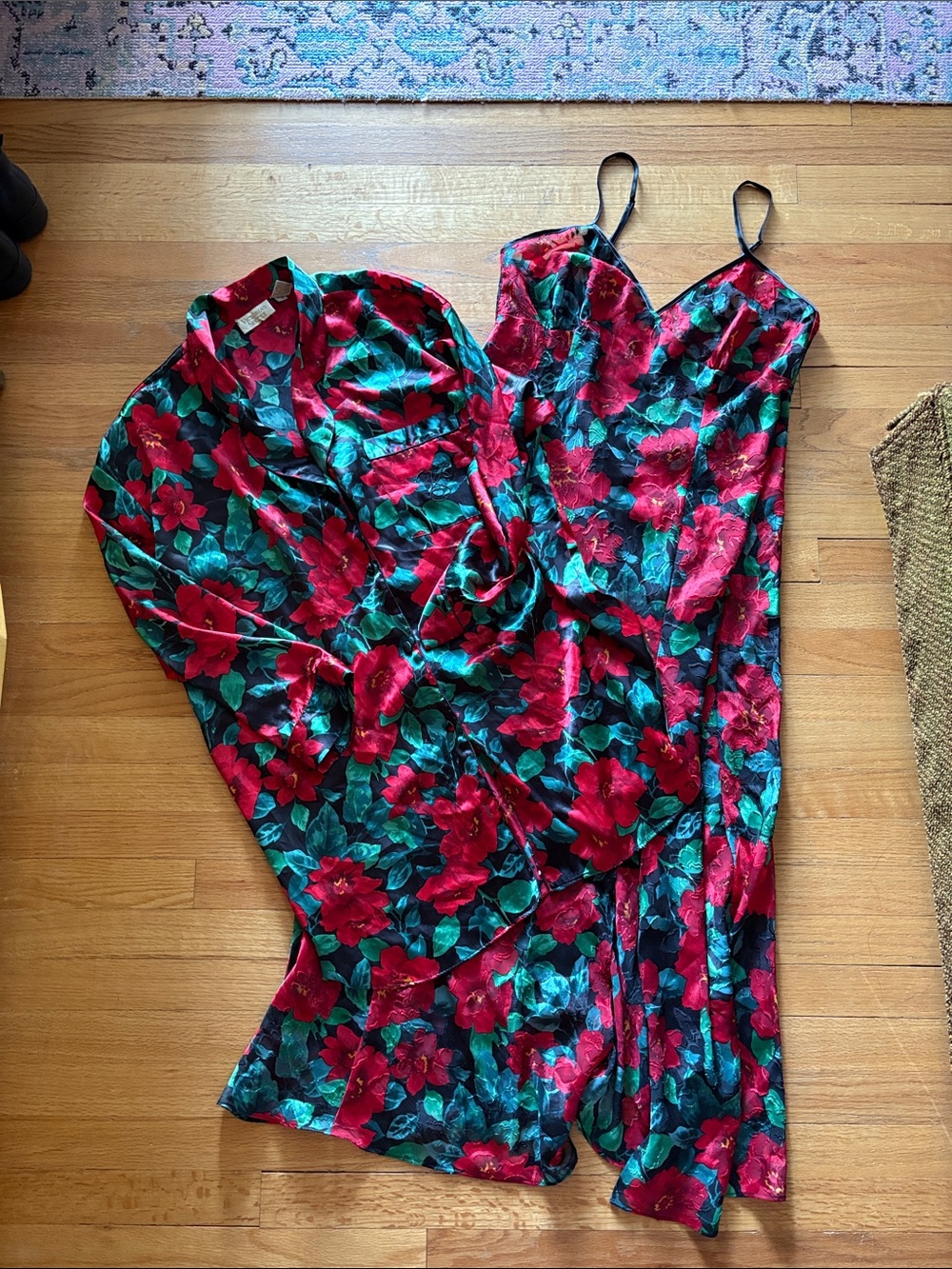 2 piece vintage Victoria’s secret floral night set